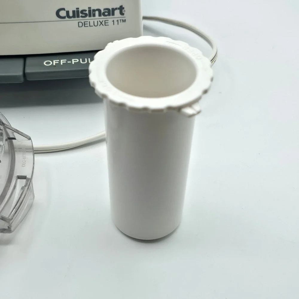 Cuisinart Food Processor Deluxe 11 White DLC-861TX Metal Blade Vintage Kitchen